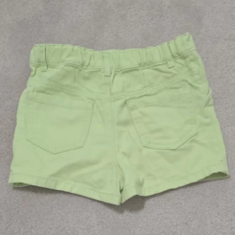 🌷💚‎Tu Pale Denim‎ Crochet Pocket Shorts (NWoT) (5-6yrs)🌷💚‎